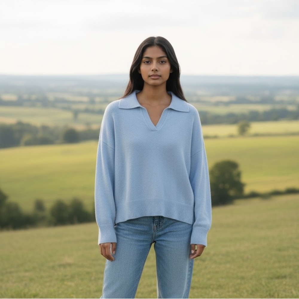 Old Navy Women's Sky Blue V-Neck Sweater